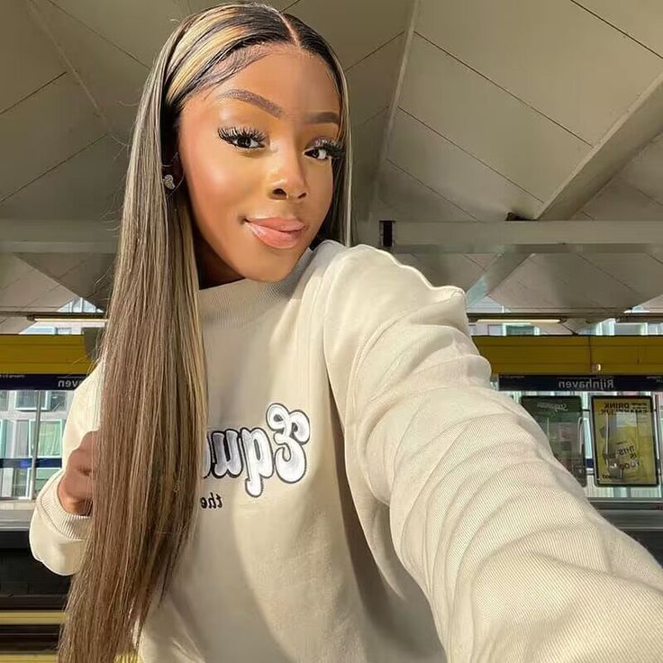 QVR Balayage Highlight Colored 13x4 Lace Frontal Wigs Body Wave/Straight Human Hair Wigs